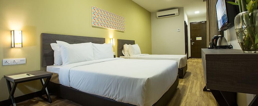 Humaira Hotel 18/41