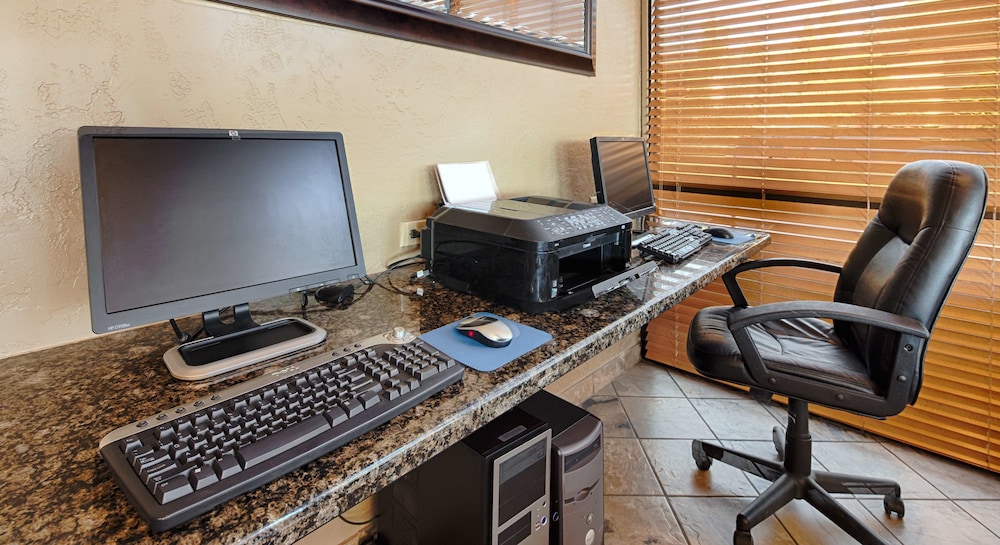 Best Western Foothills Inn 37/49