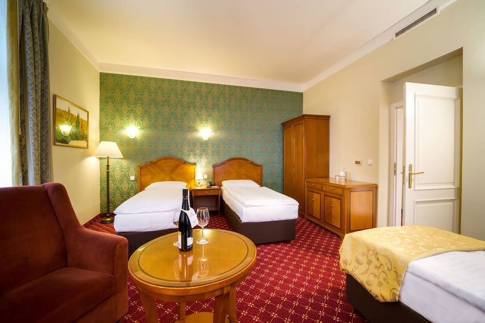 Hotel St George 32/53