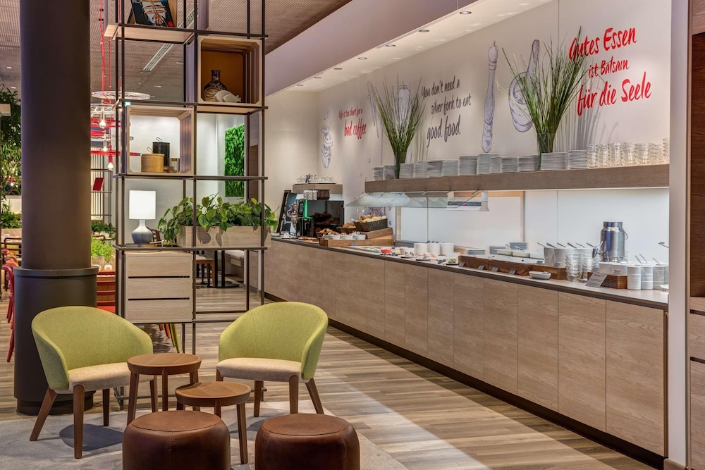 INTERCITYHOTEL DUISBURG 42/60