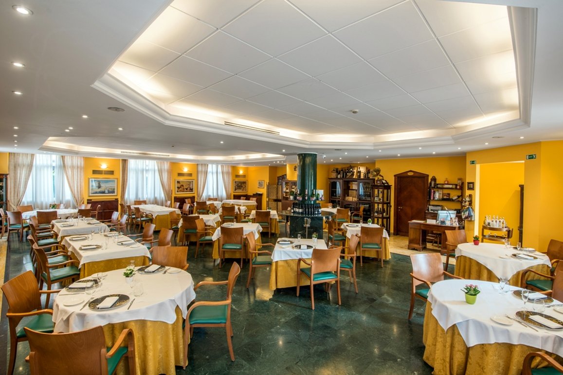 As Hotel Dei Giovi 56/67