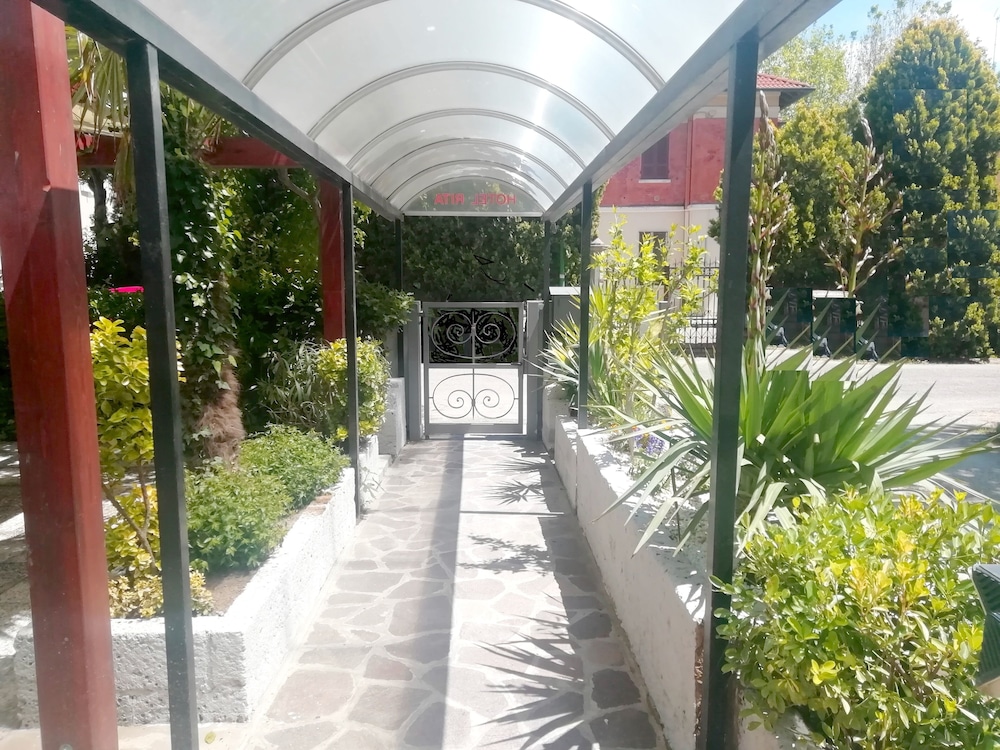 Hotel Rita 36/40