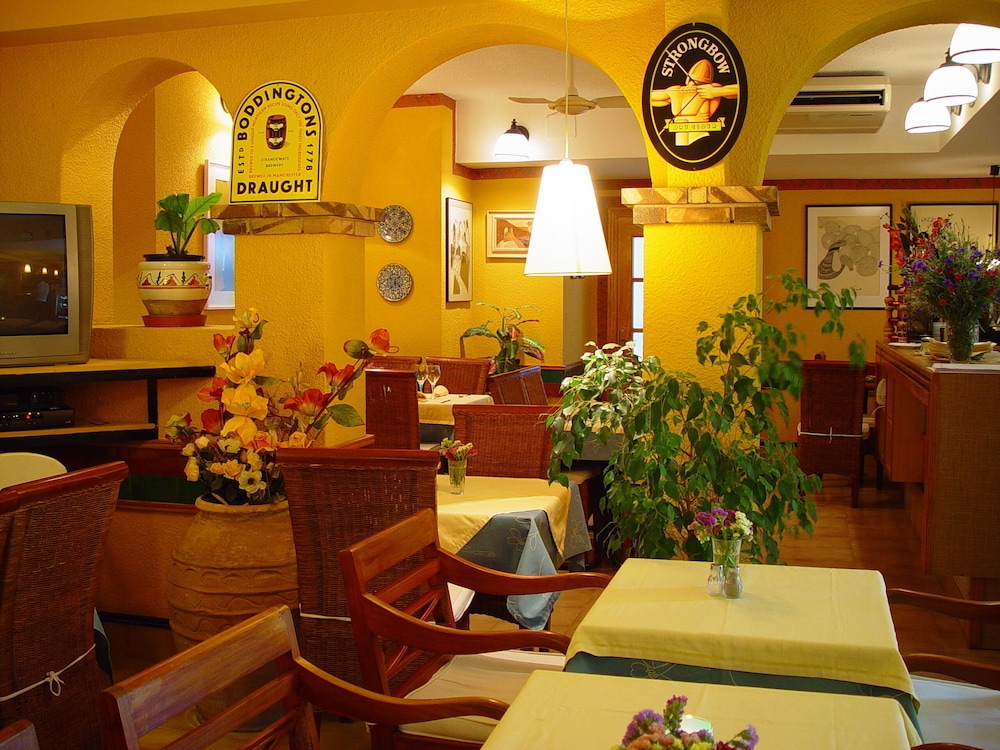 Hotel Boutique Las Arenas 40/50