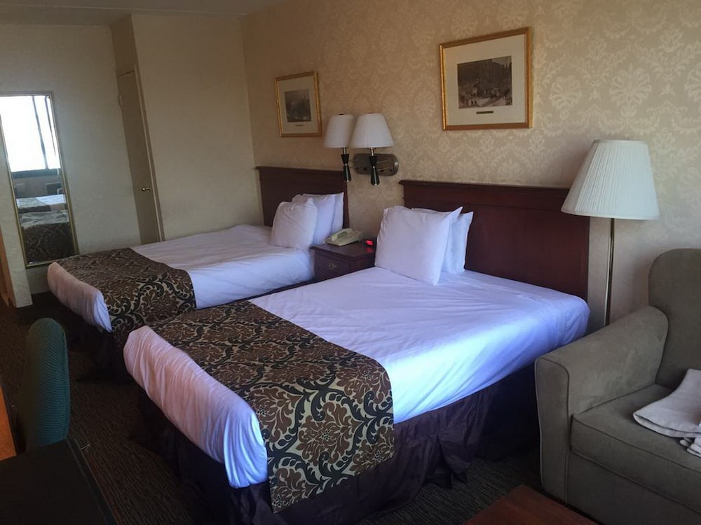Airway Inn at LaGuardia 11/44