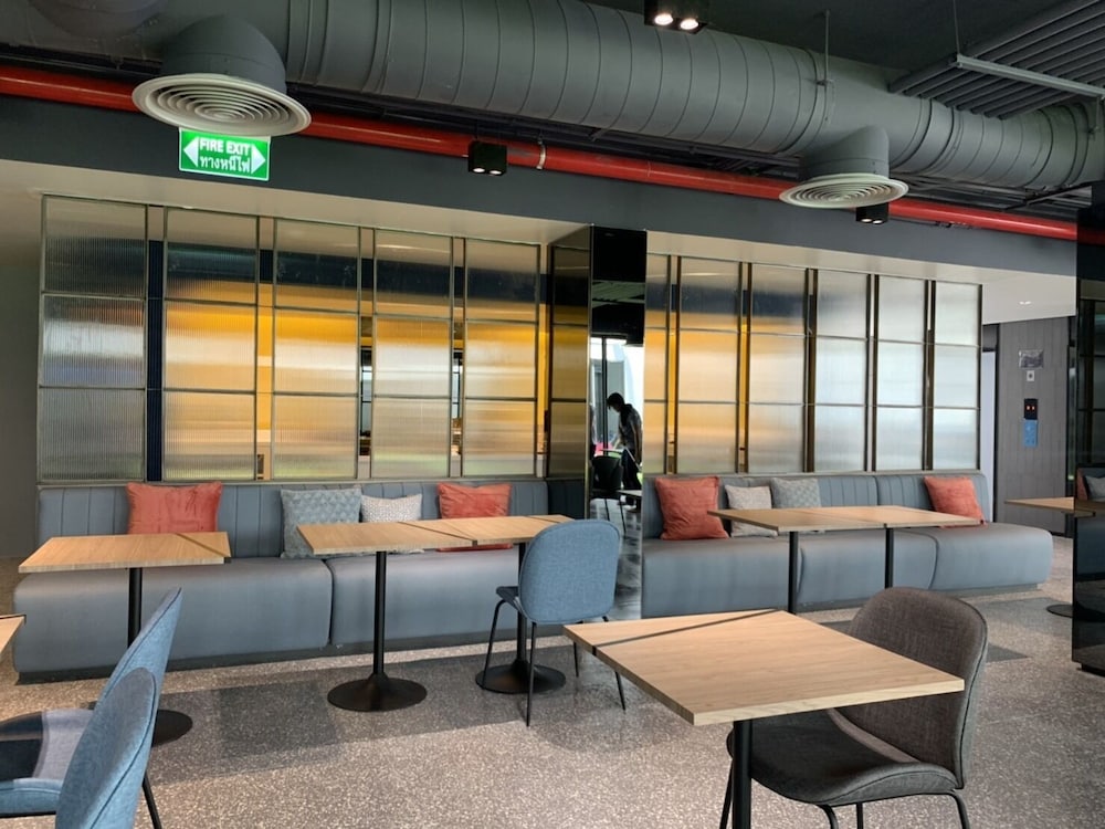 The Quarter Hotel Silom By UHG 52/68