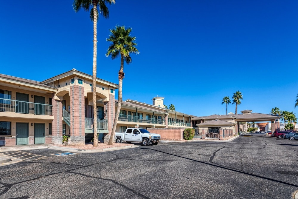 The Hotel Serene Glendale Peoria, Surestay Collection by BW 3/27