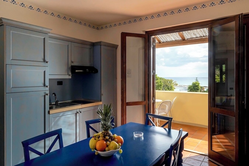 Villaggio Cala Mancina 52/68