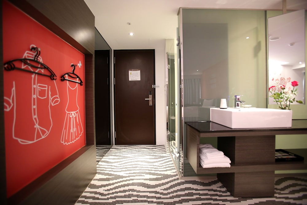 Chiayi Look Hotel 11/57