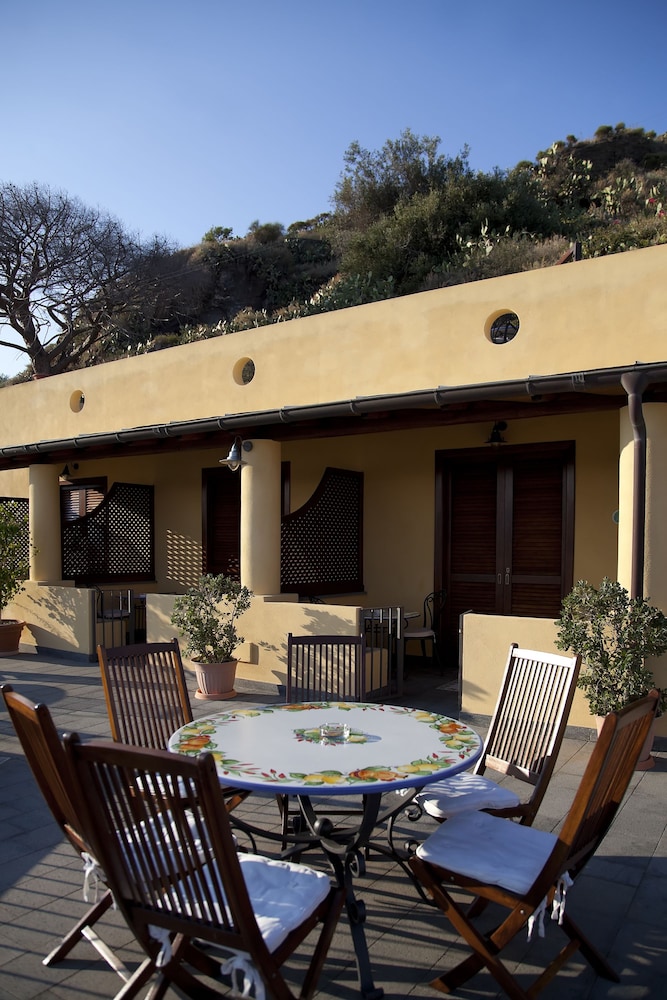 Hotel A Pinnata Lipari 1/33
