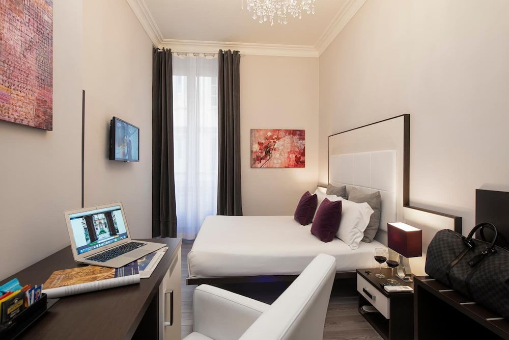 Arenula Suites 24/34