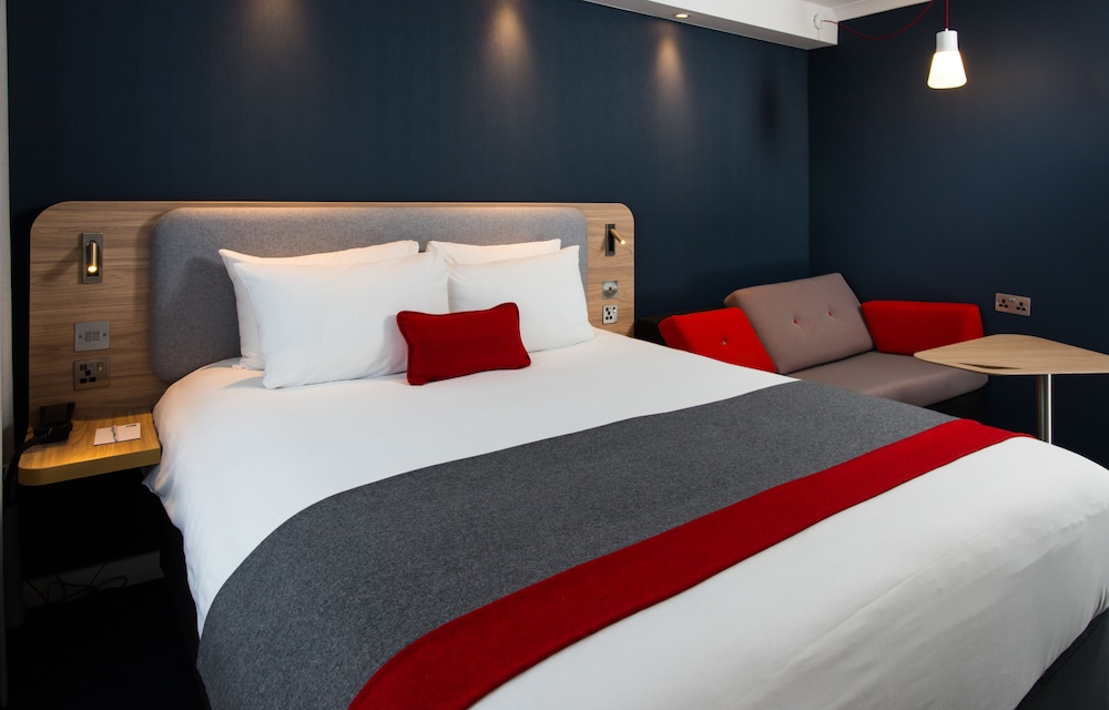 Holiday Inn Express Edinburgh - Leith Waterfront, an IHG Hotel 13/52