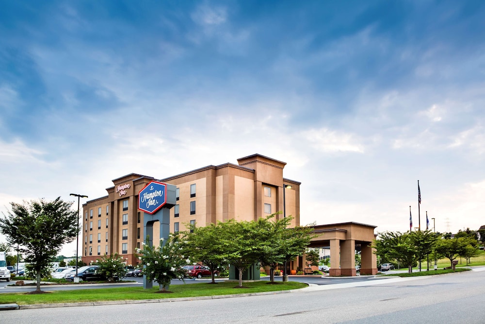 Hampton Inn Harrisonburg South 3/53