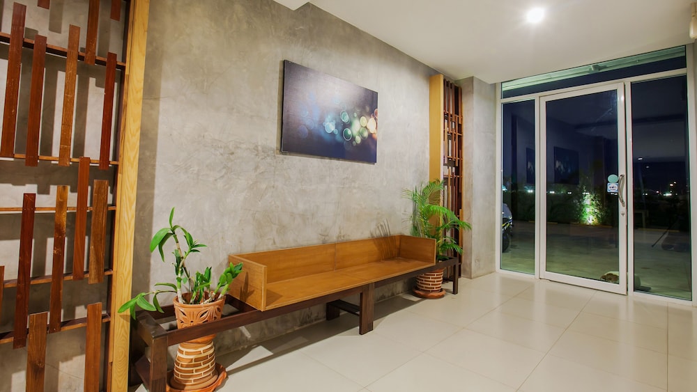 B2 Jomtien Pattaya Boutique Budget Hotel 8/60