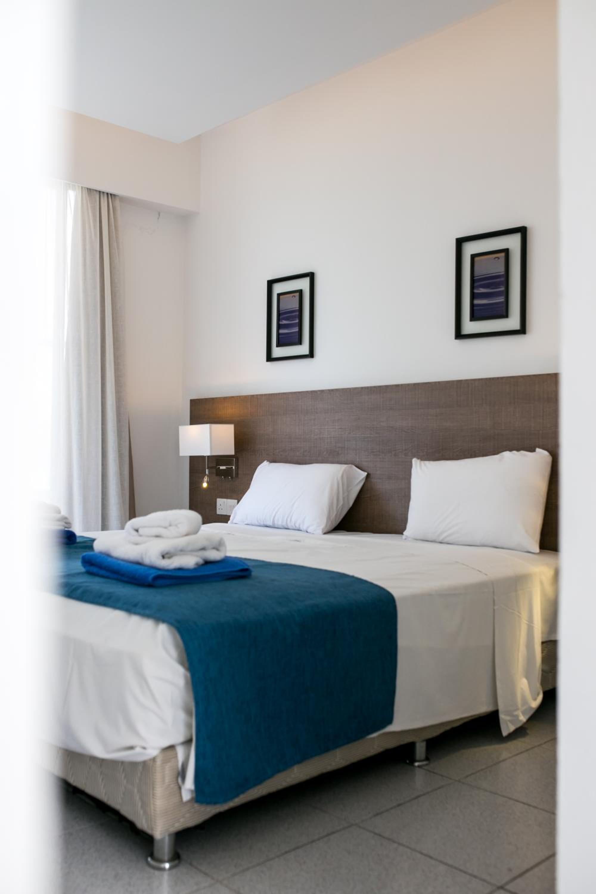 Suite One Bedroom Pool and Sea View، Maricas Boutique Hotel 5/10