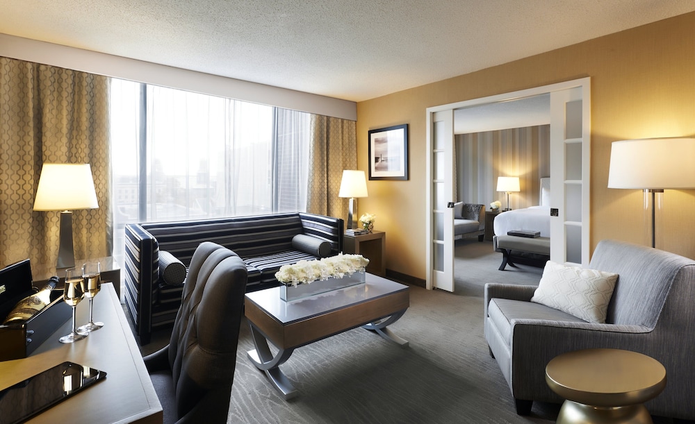 Prince George Hotel 23/51