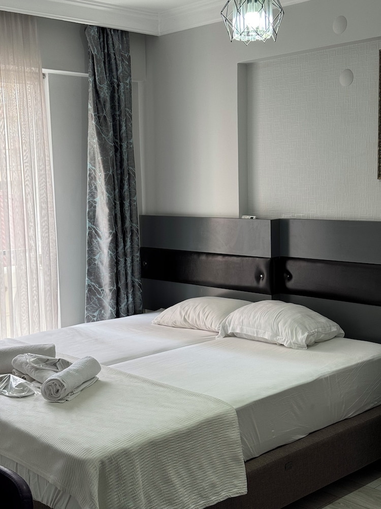 Ecehan Butik Otel 25/50