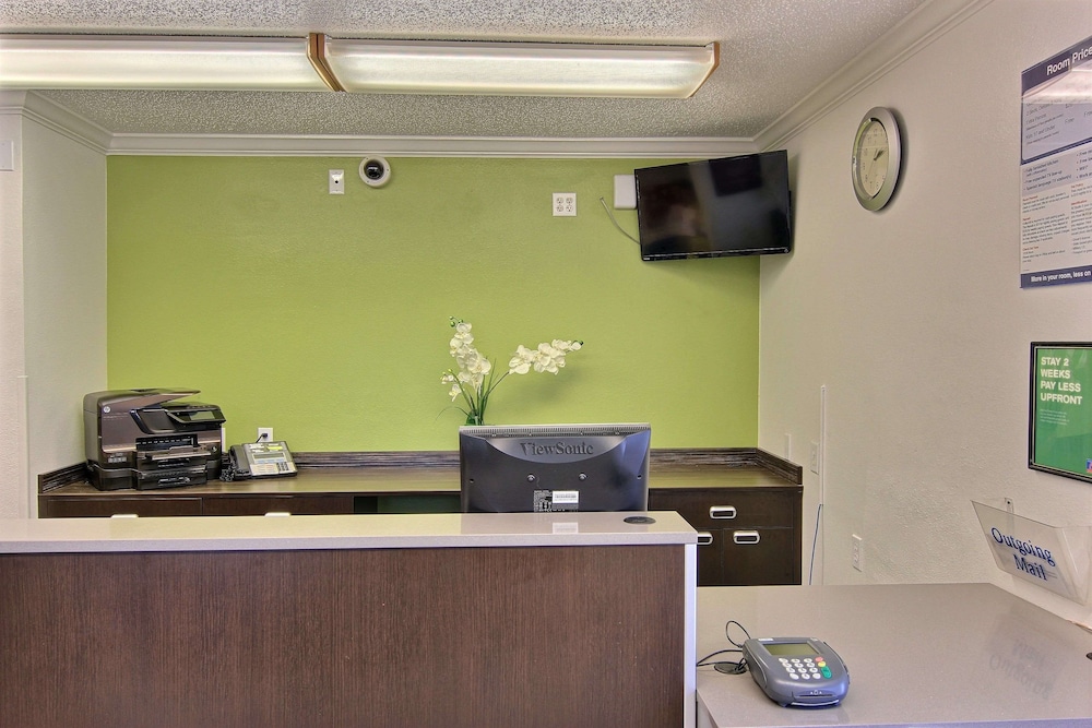 Studio 6 Extended Stay - Austin, TX - Midtown 9/59