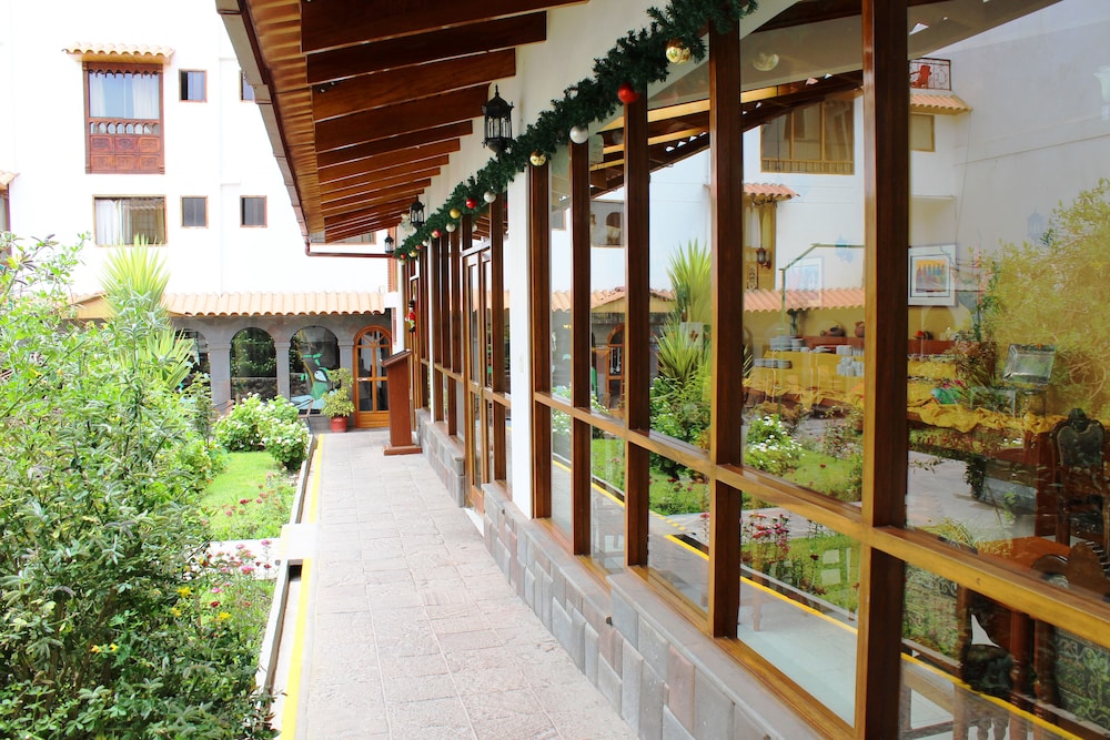 Hotel Cusco Jungle 10/67