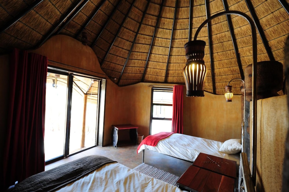 Ongula Village Homestead Lodge 12/50
