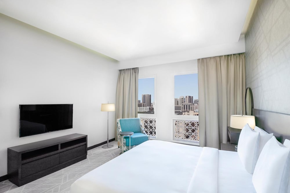 Hyatt Place Dubai Wasl District Residences 27/63