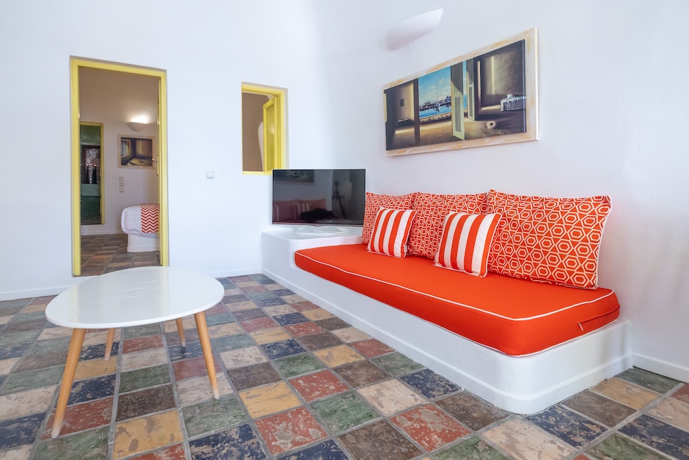 DREAMS LUXURY SUITES 33/50