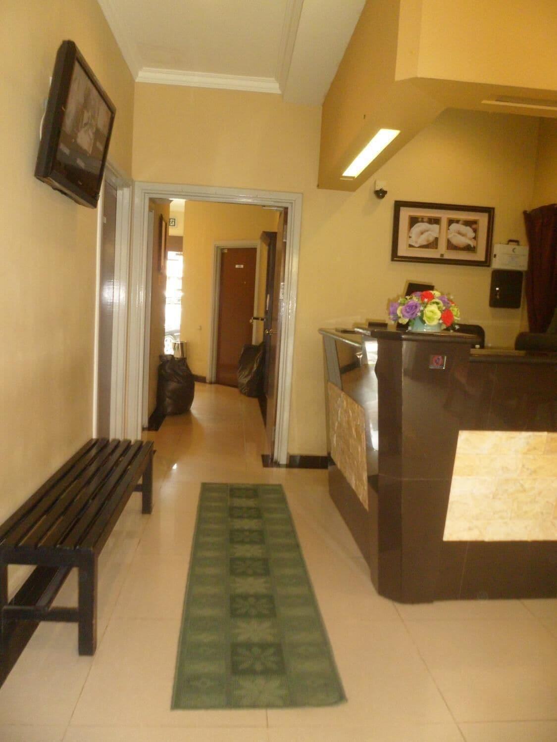 OYO 90411 Perdana Hotel Labuan 22/29