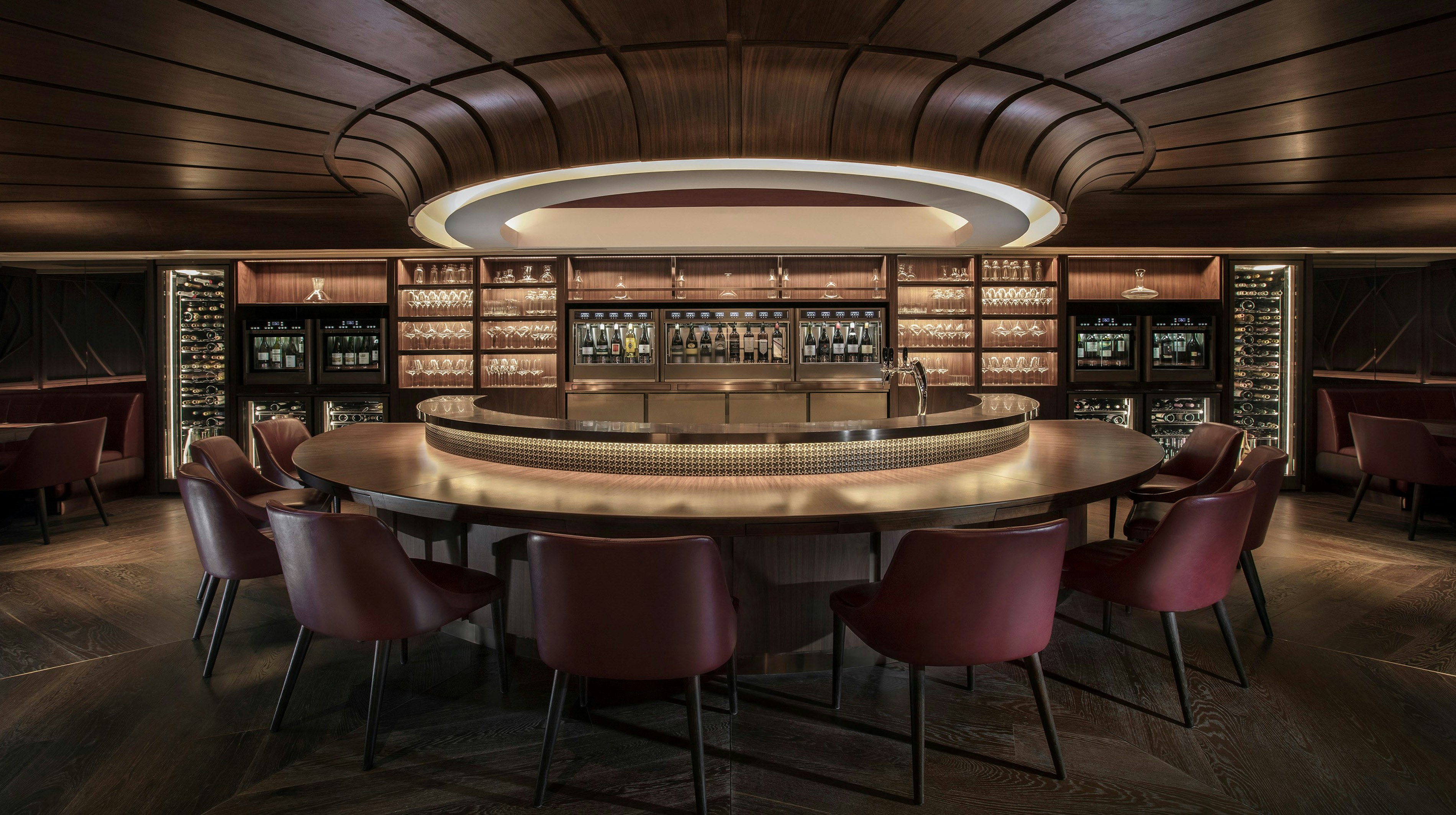 Mandarin Oriental The Landmark, Hong Kong 59/75