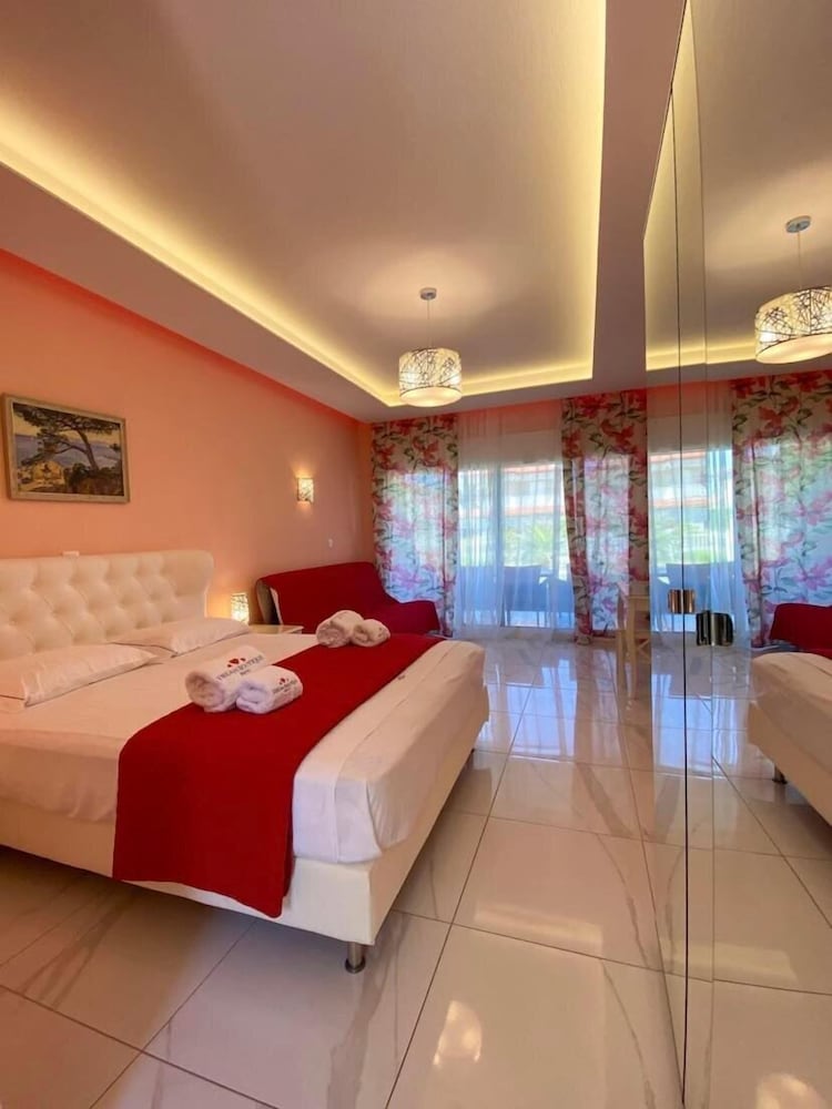 Dream Boutique Hotel 17/50