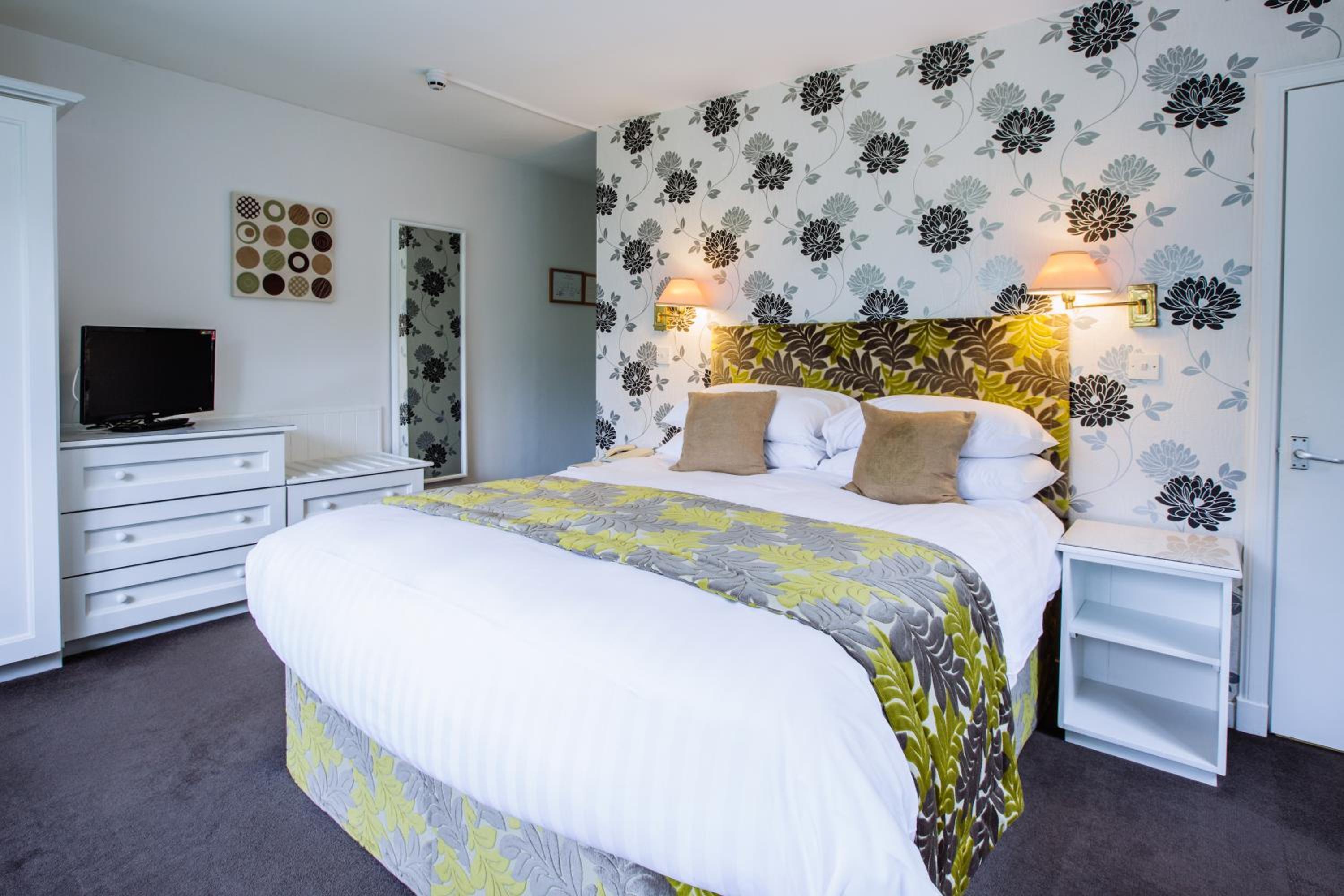 BEST WESTERN SELKIRK ARMS 16/55