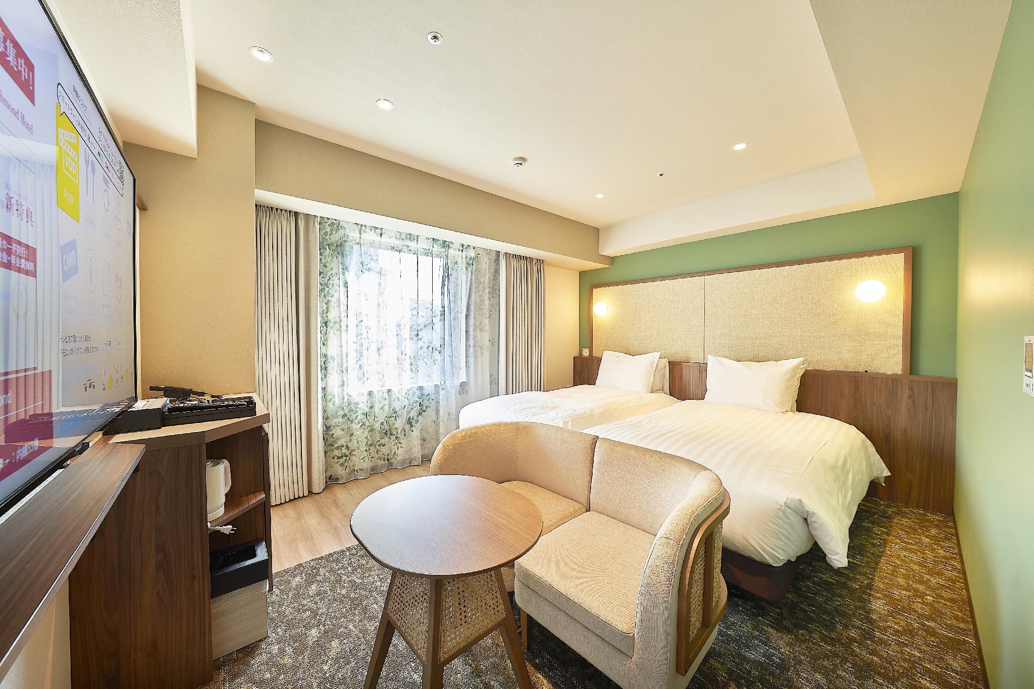 Universal, Single Bed