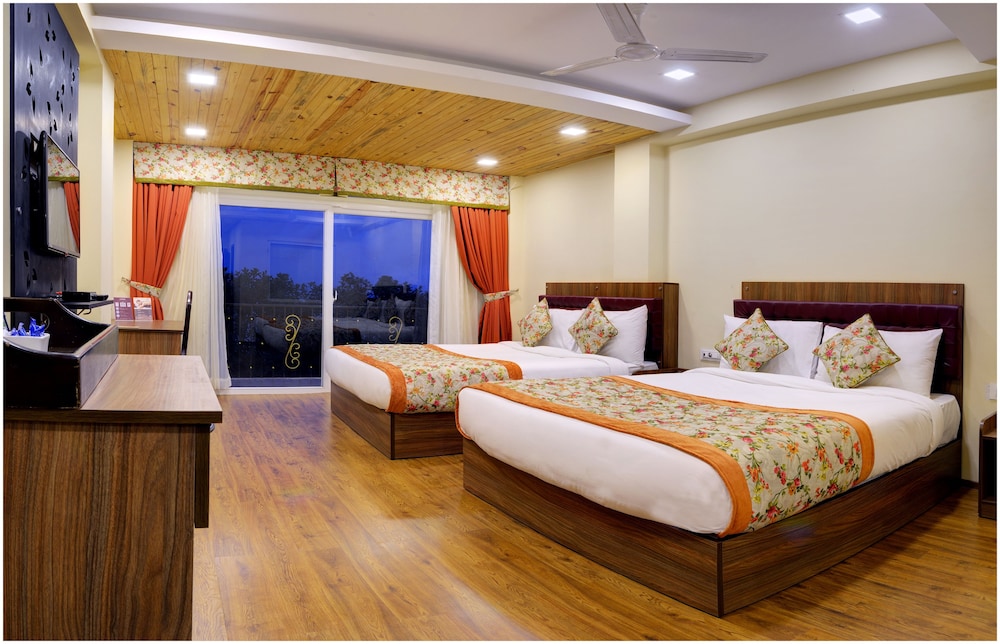 Summit Barsana Resort and Spa 9/34