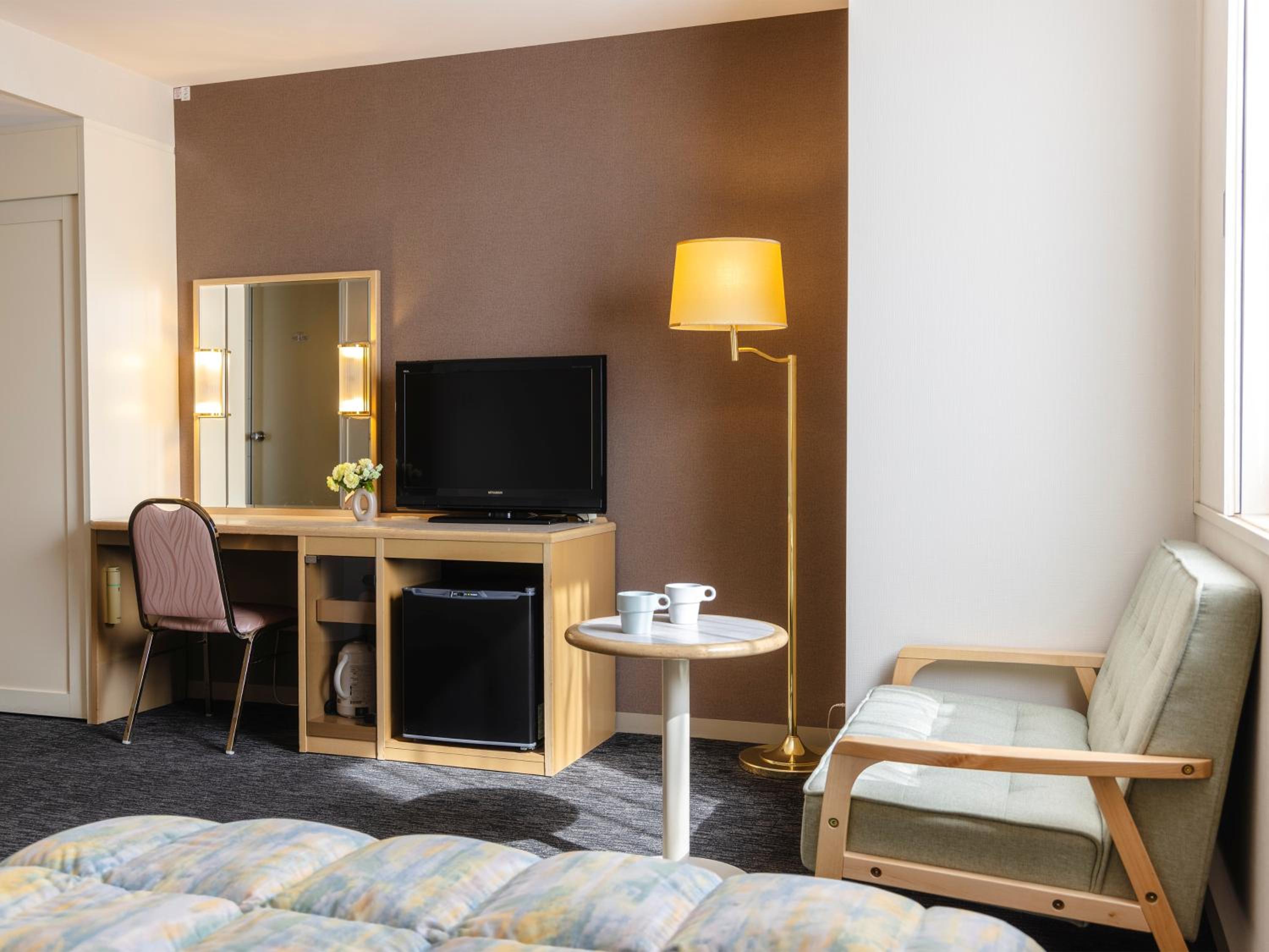 Tsubame-sanjo Washington Hotel 45/56