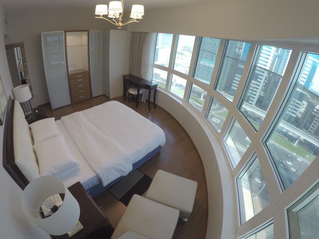Panorama, Executive, Suite, King Bed، Number One Tower Suites 3/10