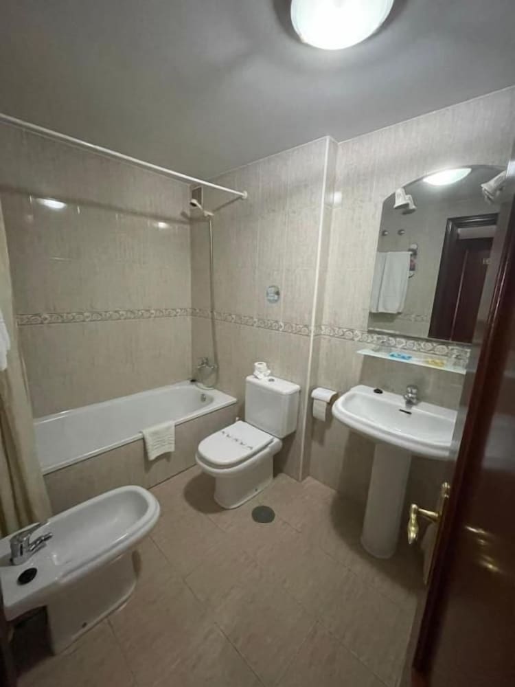 Hotel Valdes 32/33