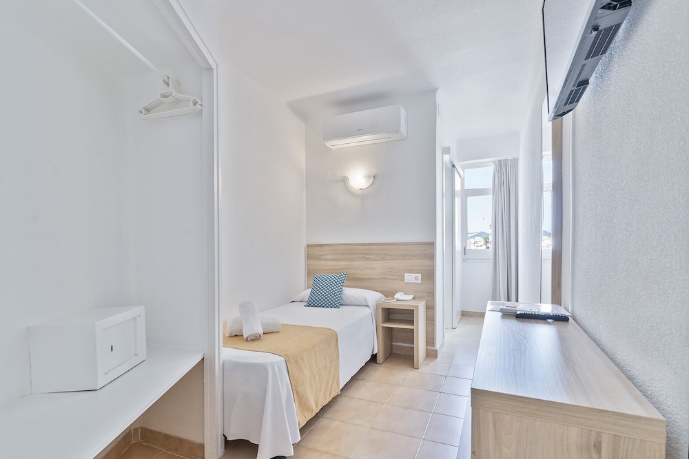 Suncoast Ibiza Hotel - Adults Only 14/77