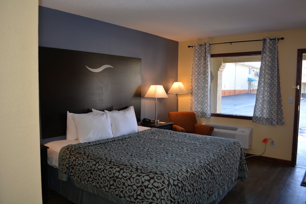Days Inn By Wyndham Jacksonville Nc 16/68