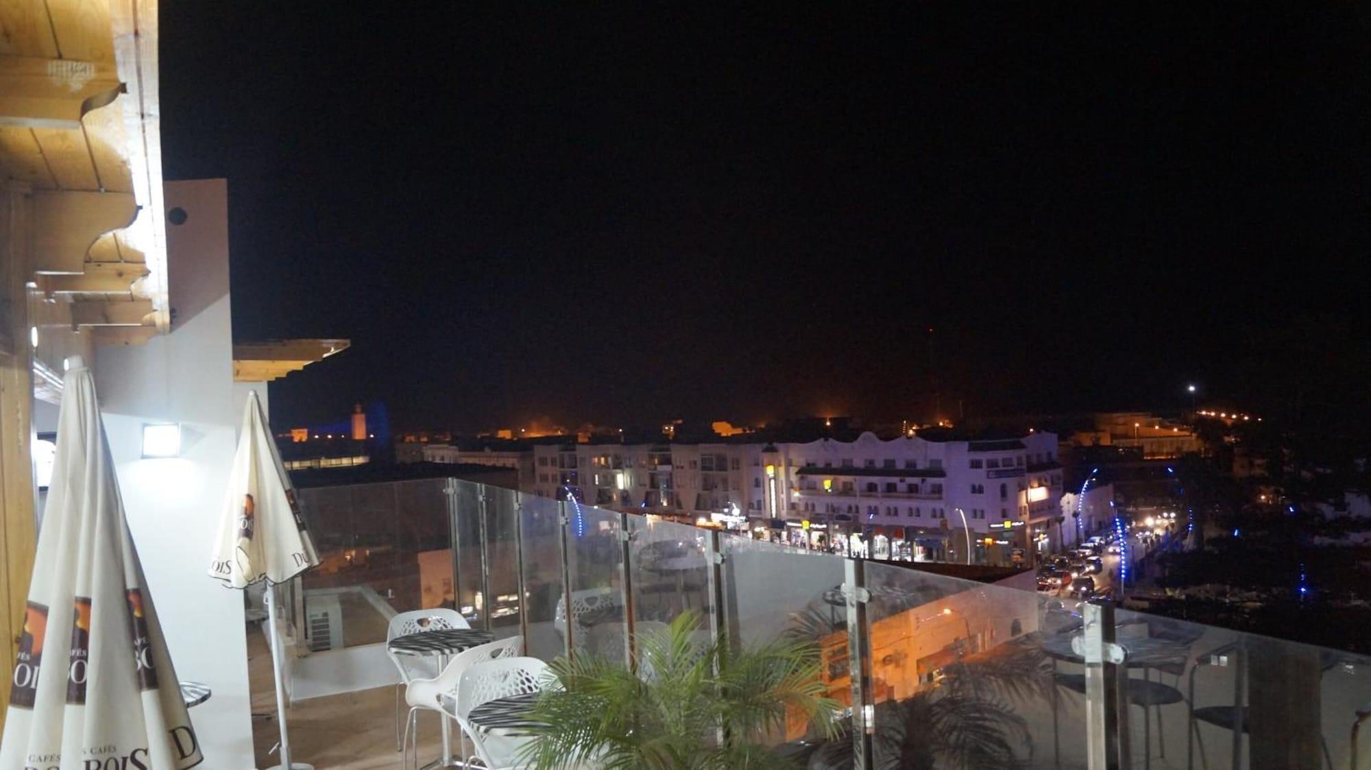 La Place Hotel 39/43