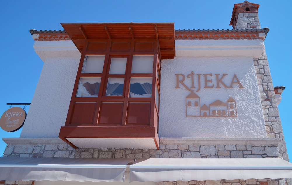 Rijeka Alacati 4/50