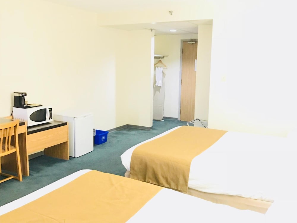 Northern Star Hotel and Convention Center 22/44