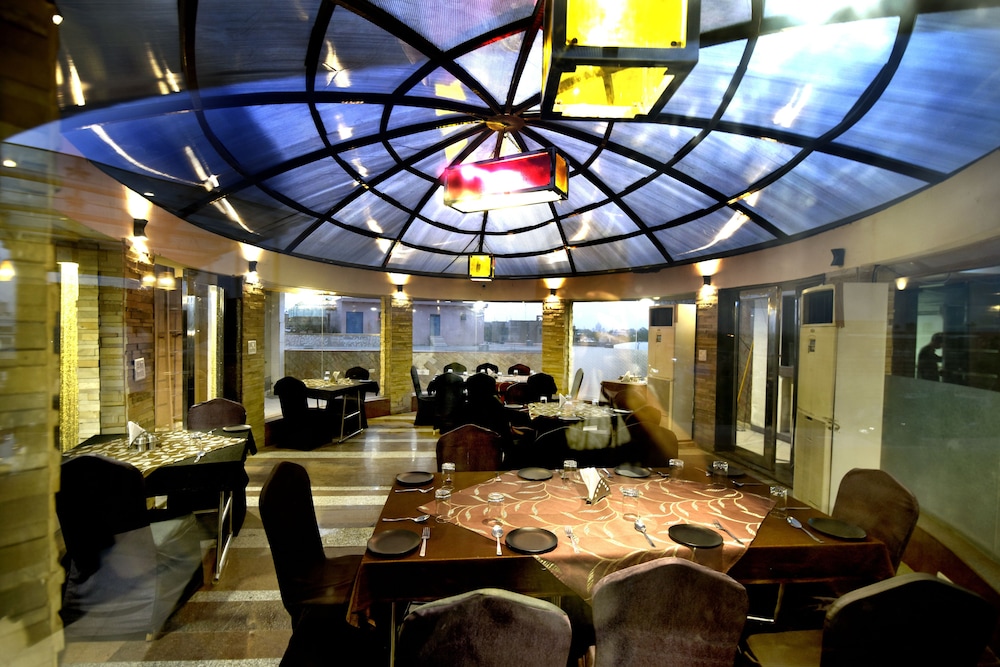 Crystal Inn Hotel 37/50