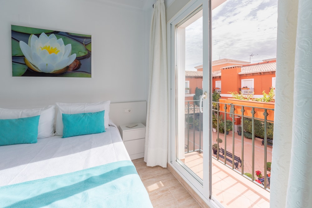 Hotel Romerito 23/65
