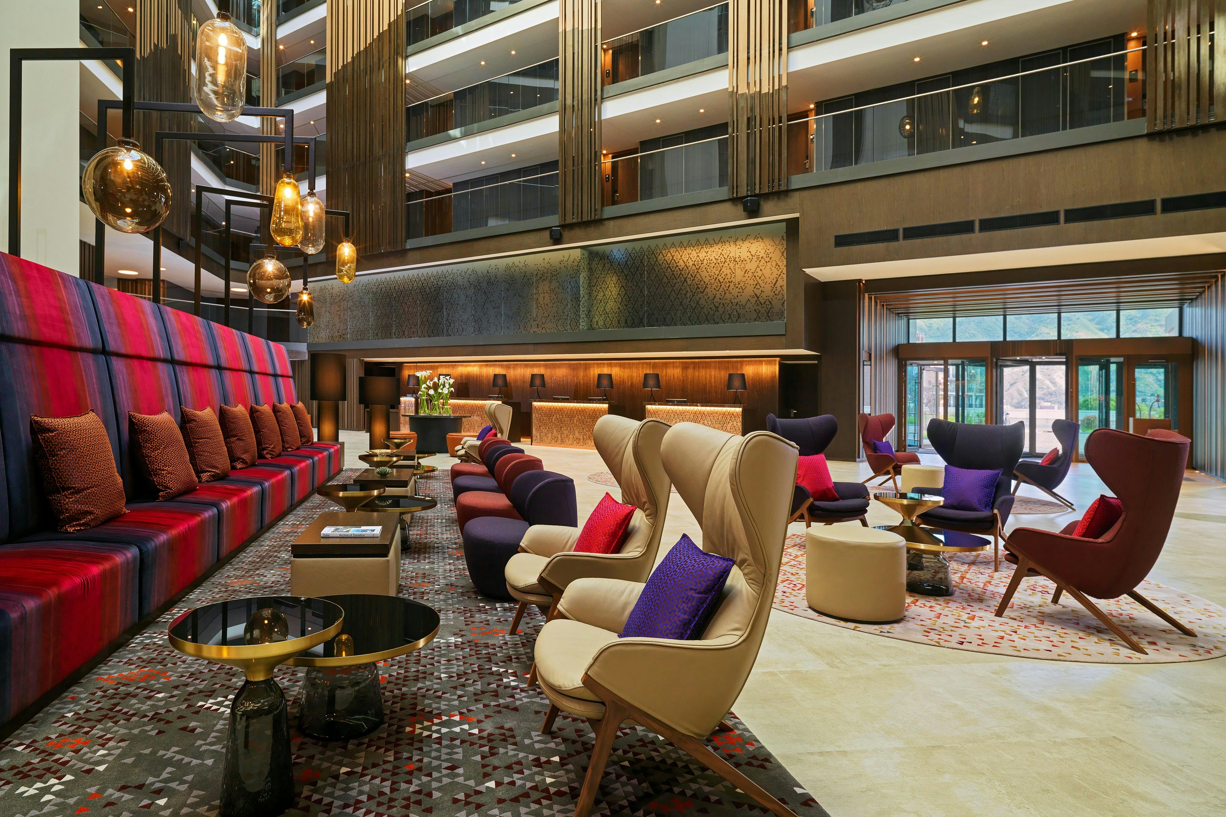 Sheraton Grand Tbilisi Metechi Palace 56/88
