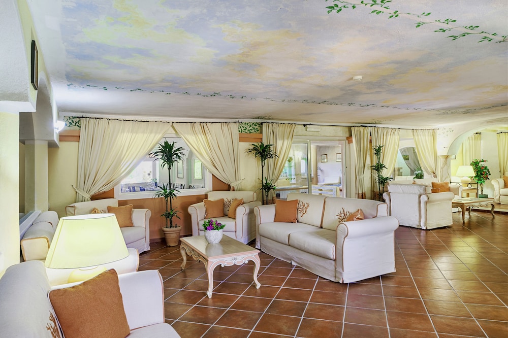 Colonna Beach Hotel 26/50