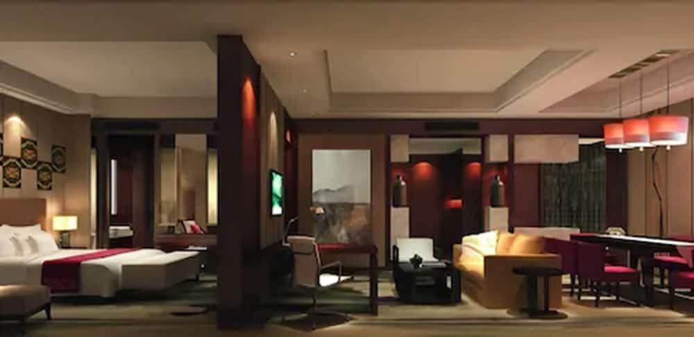 Movenpick Hotel Enshi 59/67