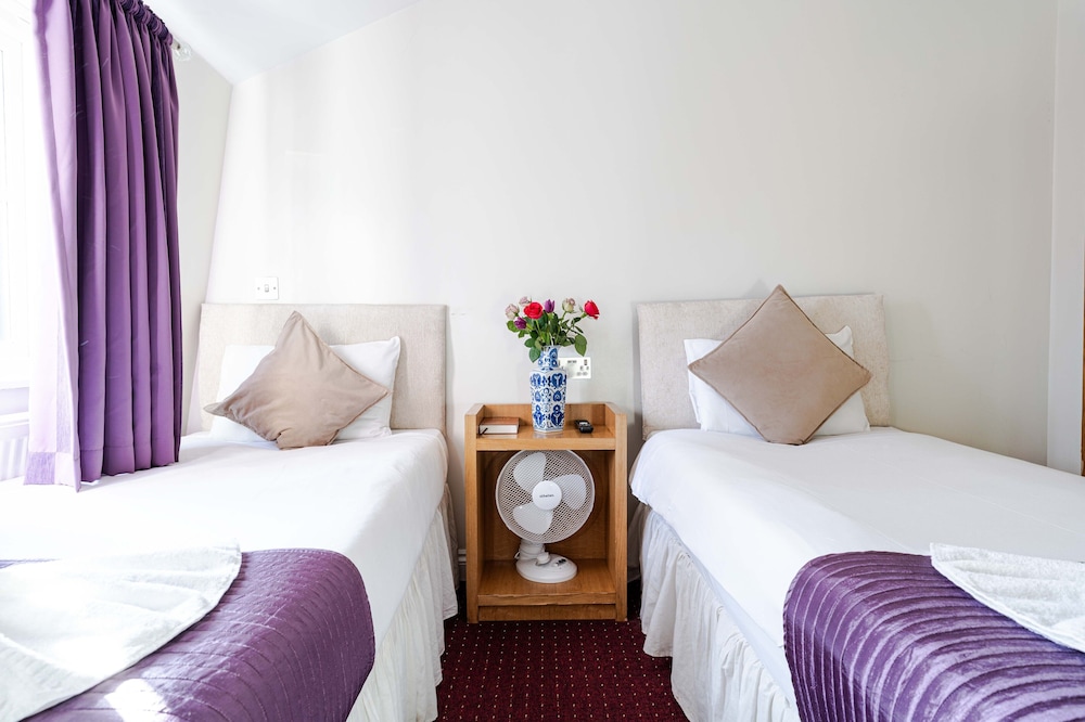 Lancaster Court Hotel 14/57