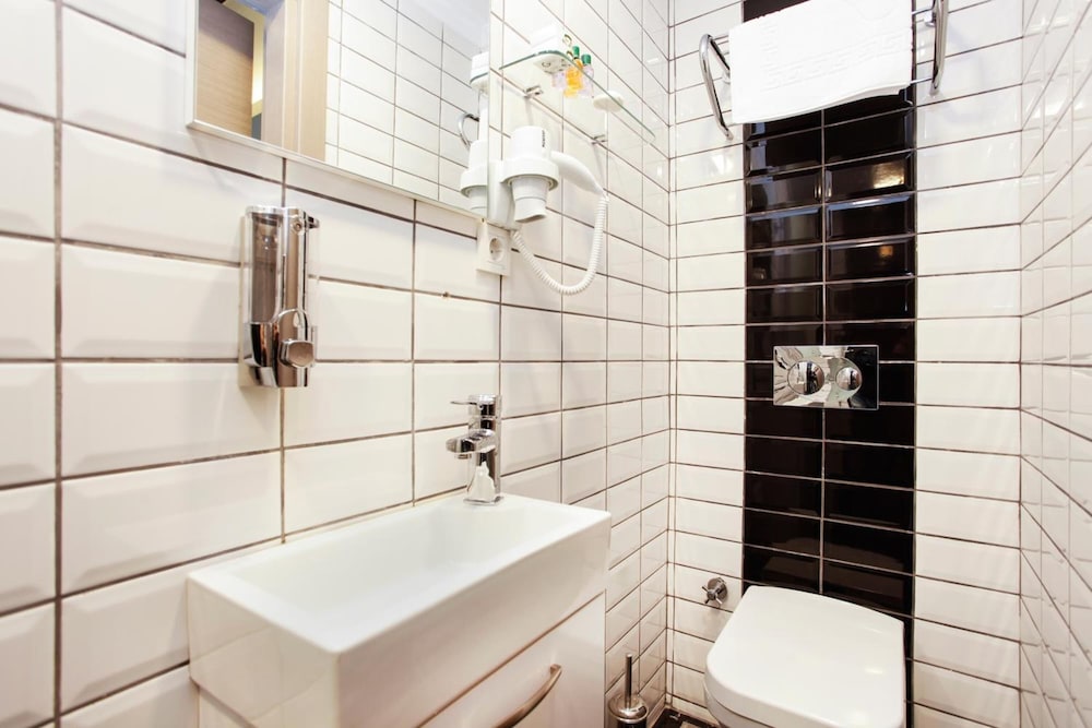 Taksim Doorway Suites - Adults Only 20/25