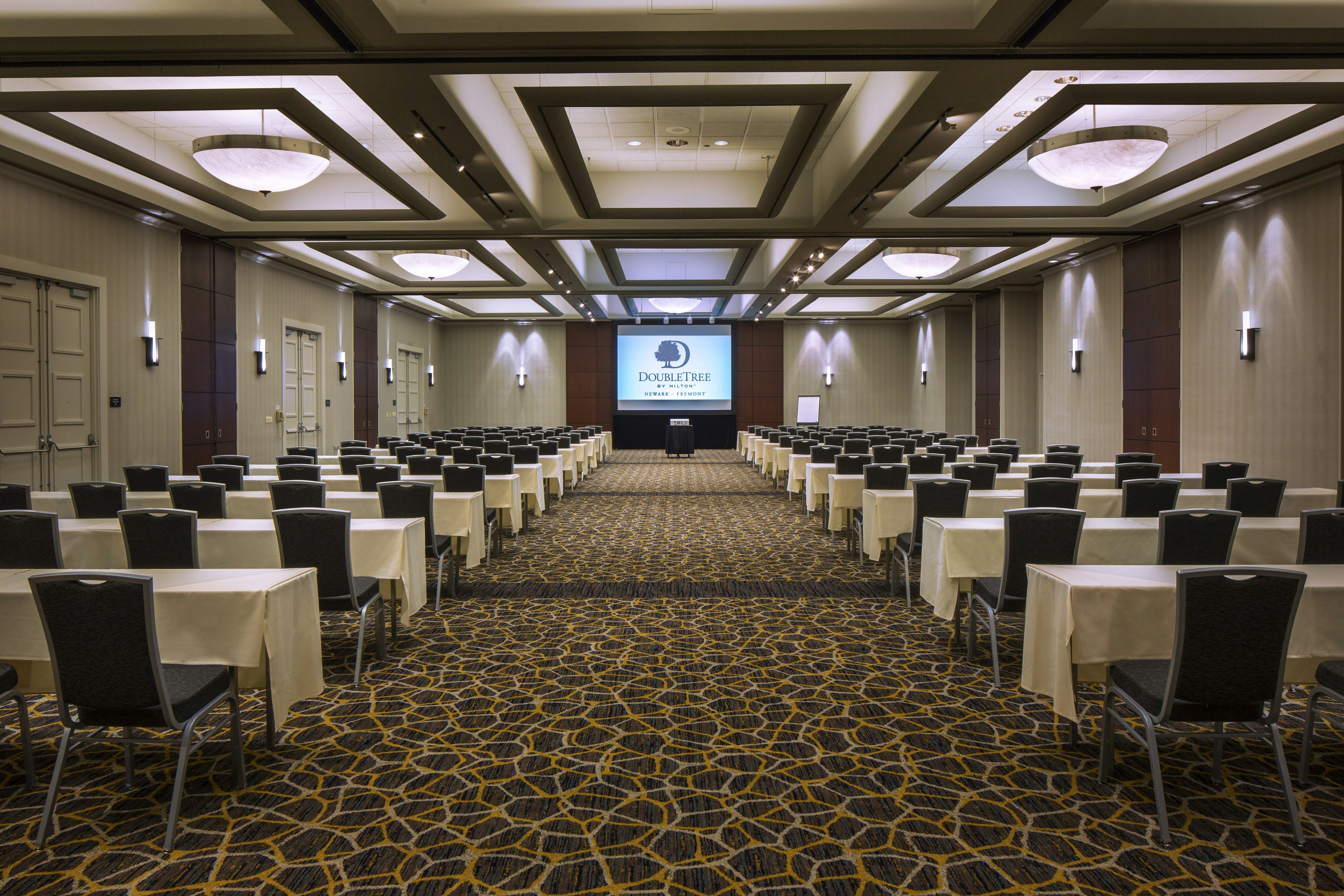 Doubletree By Hilton Newark Fremont 64/76
