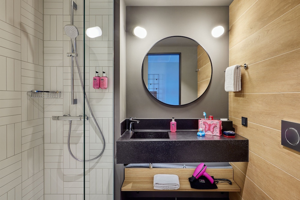 Moxy Cologne Muelheim 27/27