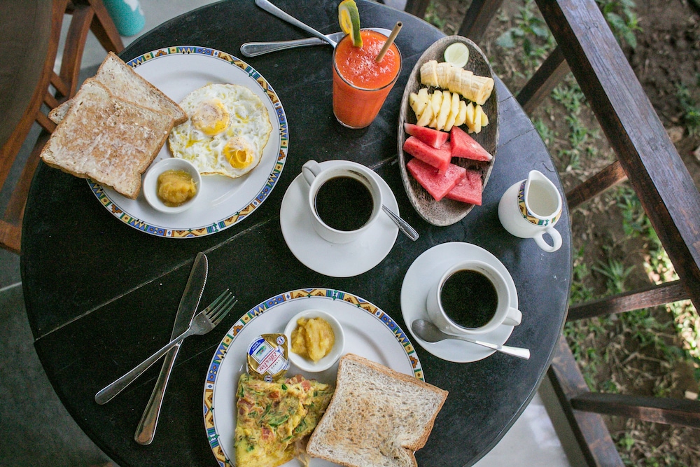Amed Harmony Cafe And Bungalows 46/68