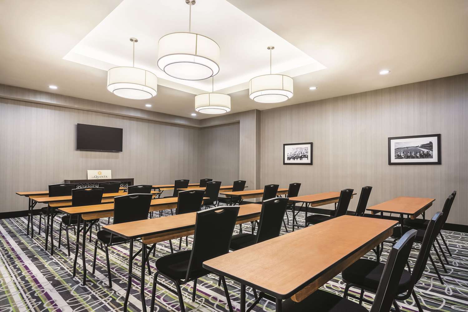La Quinta Inn And Suites By Wyndham Clifton Park 15/21
